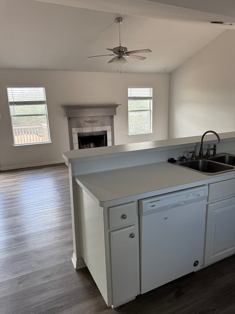 Furnished Finder property 743436_1 photo 16