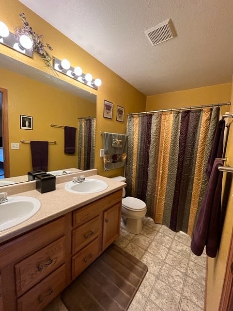 Master Bath
2 sinks
