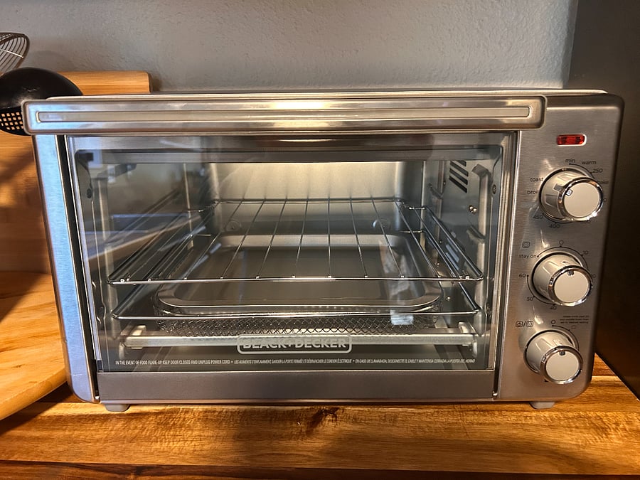 Kitchen amenities