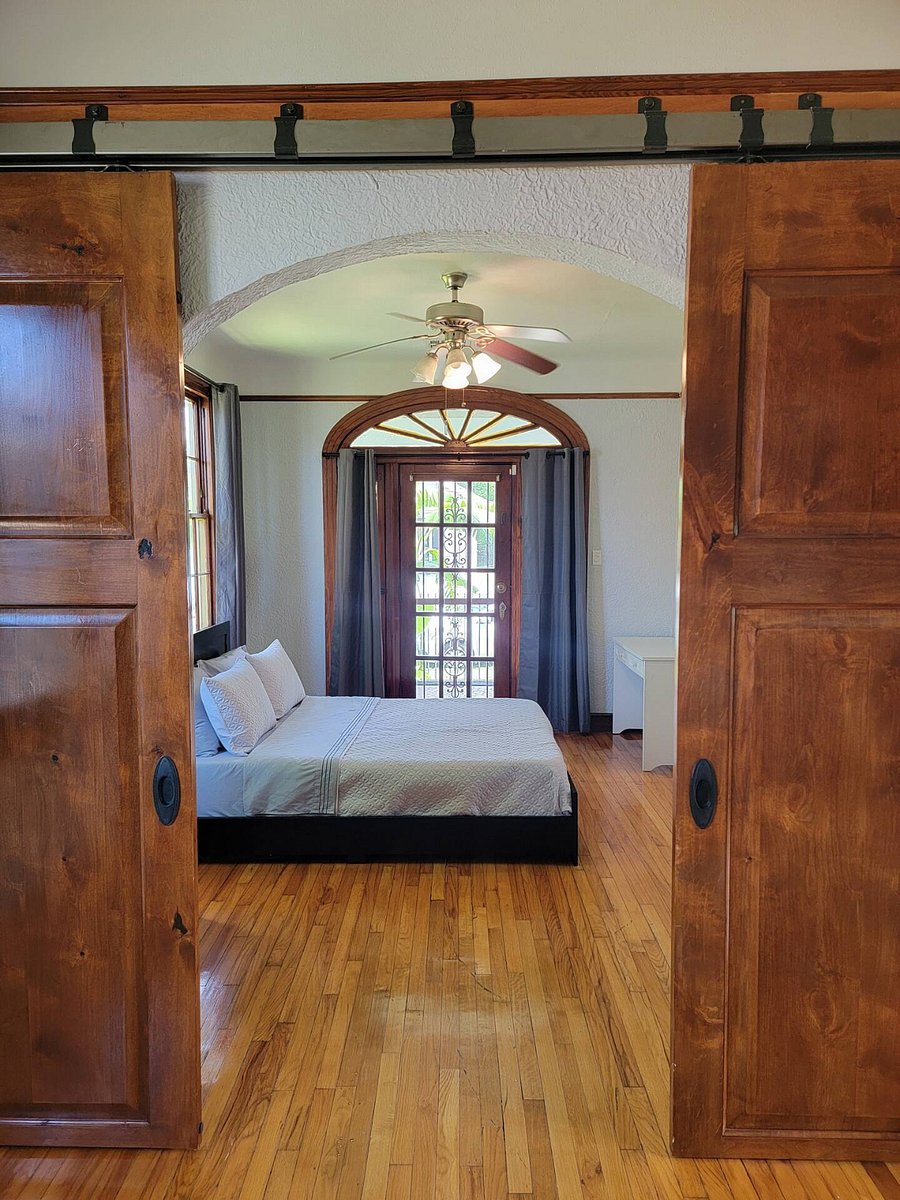 Furnished Finder property 743590_1 photo 8