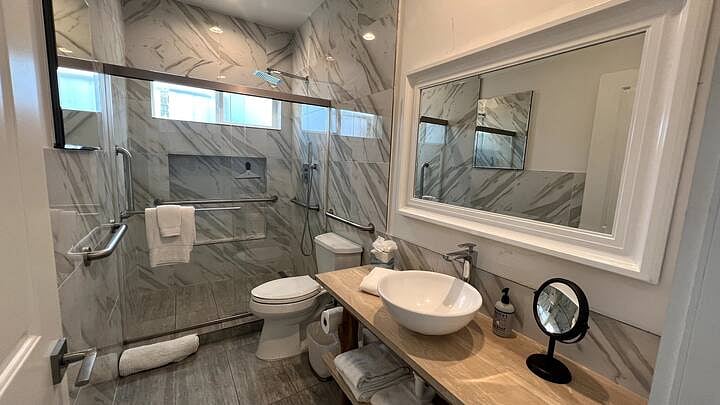 Furnished Finder property 743674_1 photo 6