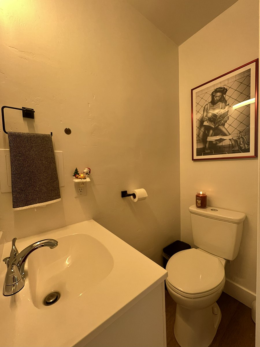 1/2 bath