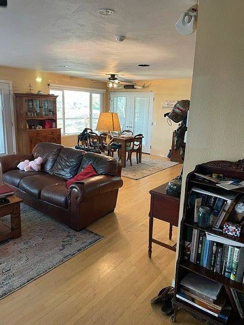 Furnished Finder property 743727_1 photo 2