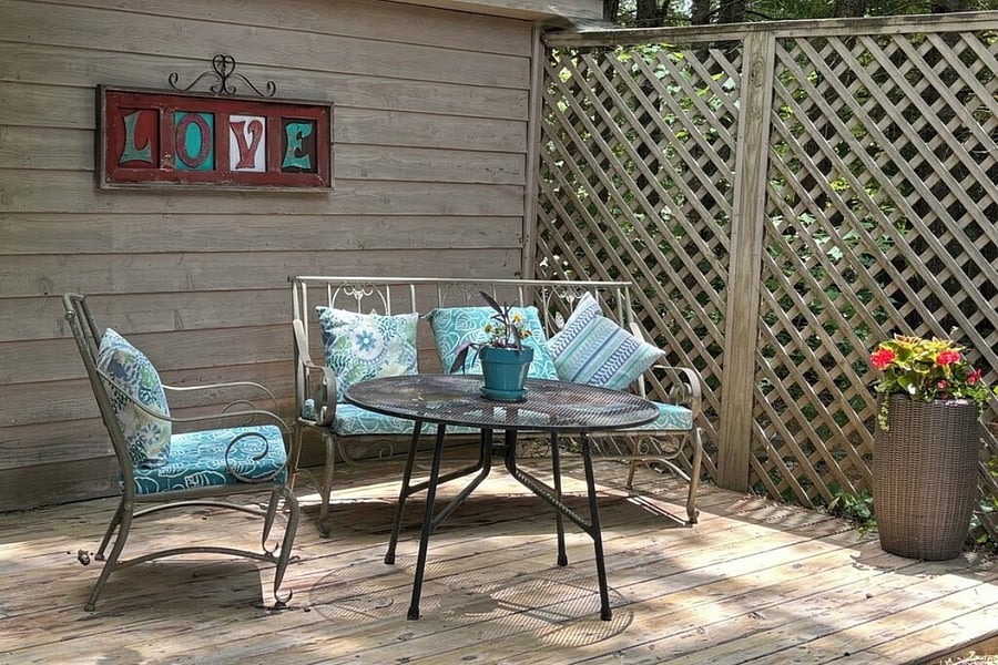 Outside Sitting Area