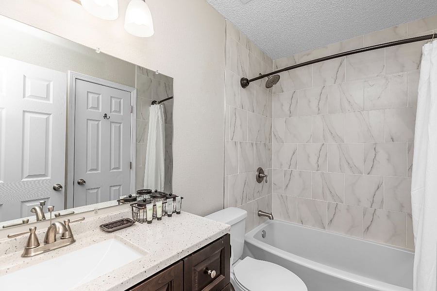 Guest bathroom.