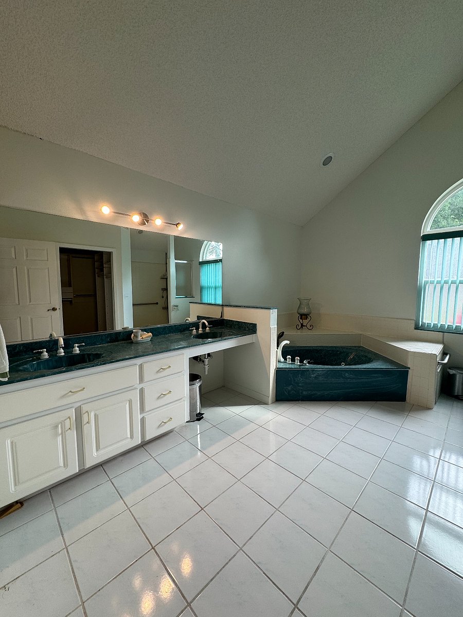 Furnished Finder property 743804_1 photo 10