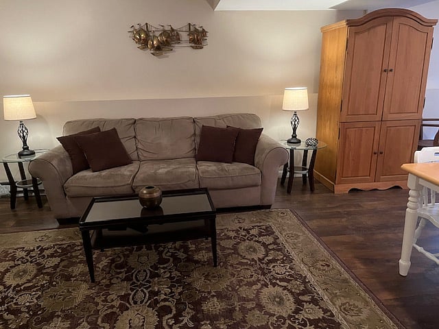 Furnished Finder property 743928_1 photo 13