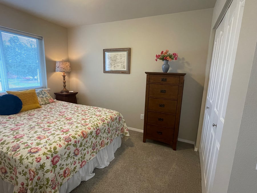 Queen Bed, dresser, closet & hangers