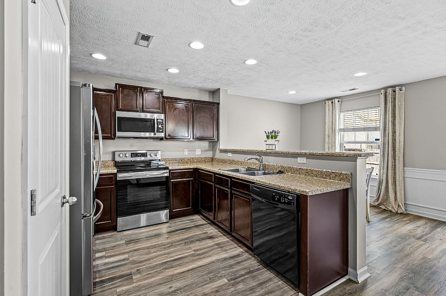Furnished Finder property 744029_1 photo 8