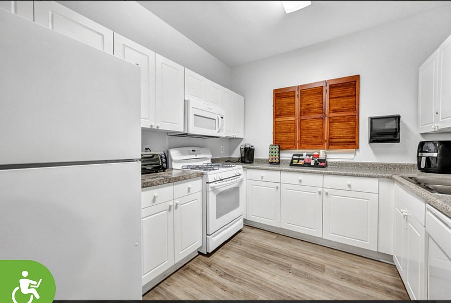 Furnished Finder property 744096_1 photo 5
