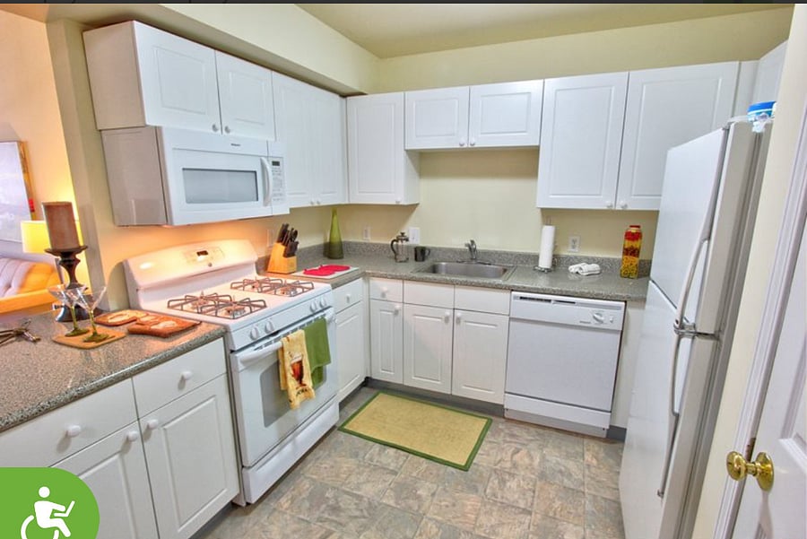 Furnished Finder property 744096_1 photo 6