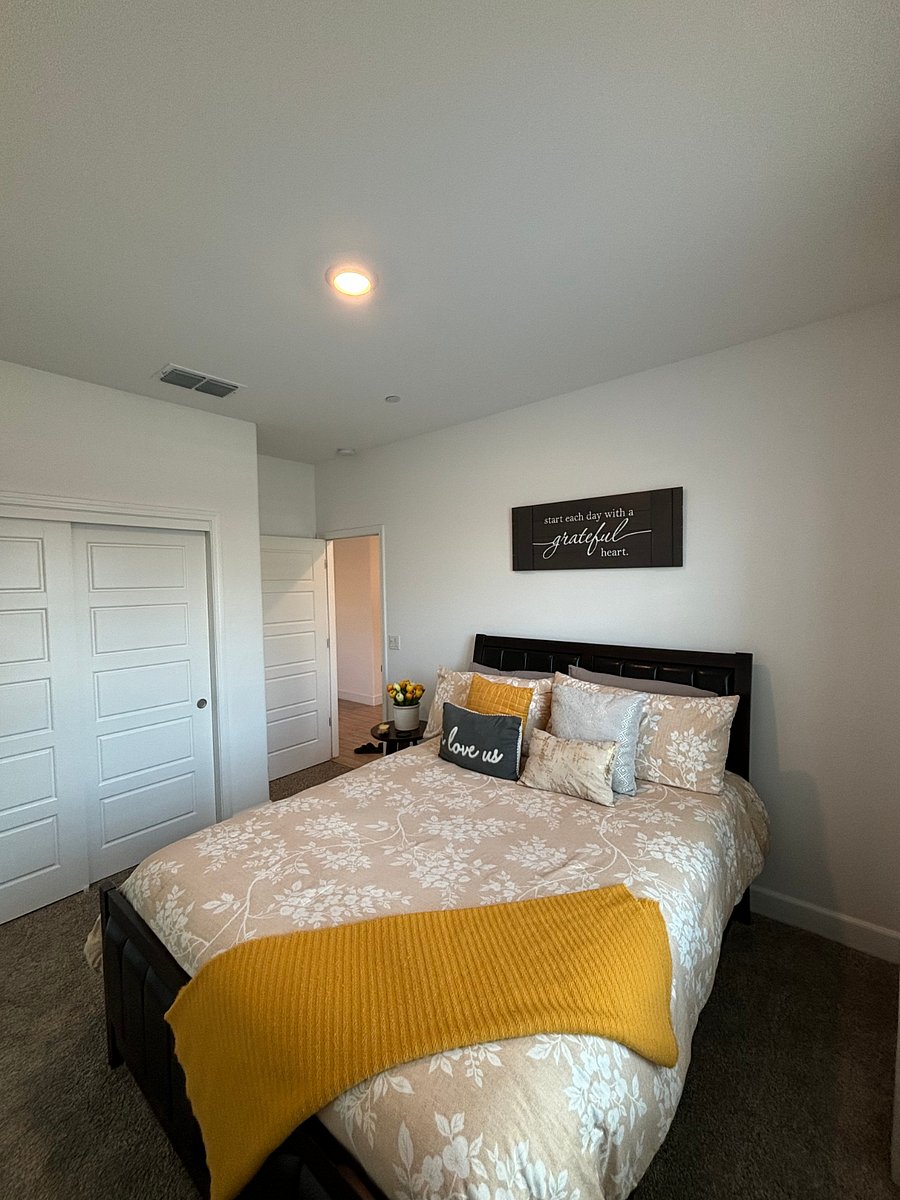 Furnished Finder property 744107_1 photo 44