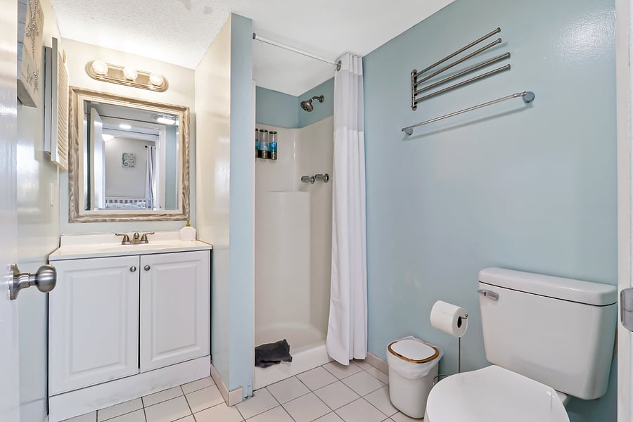 2nd Bathroom