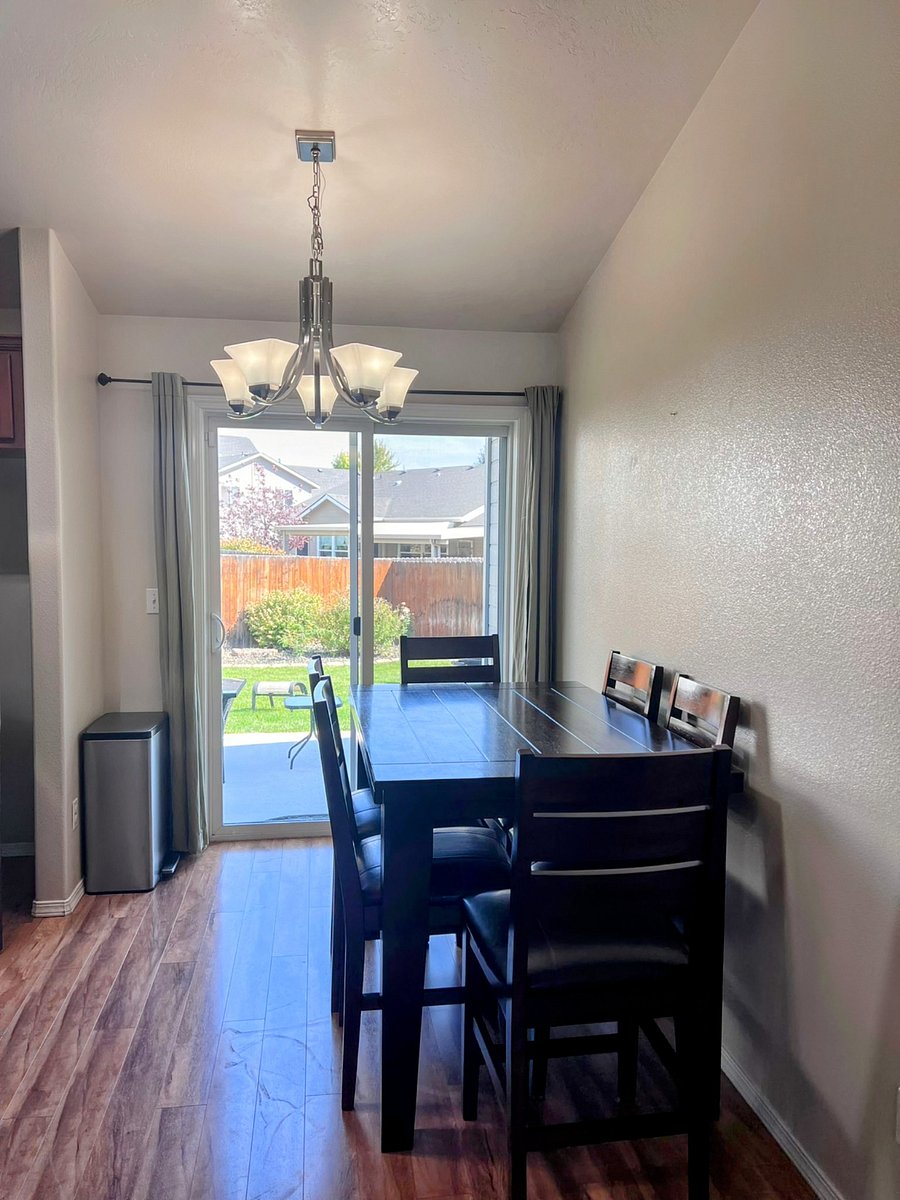 Tall kitchen table with 6 chairs