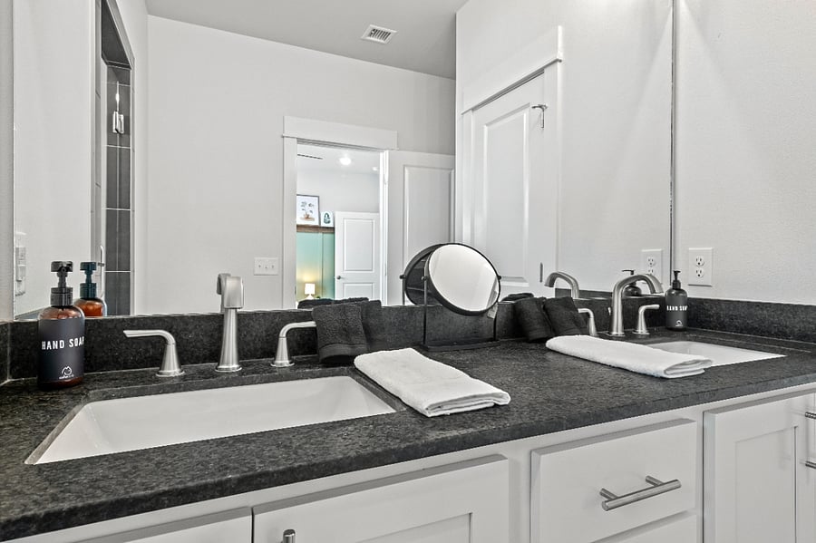 Furnished Finder property 744517_1 photo 31