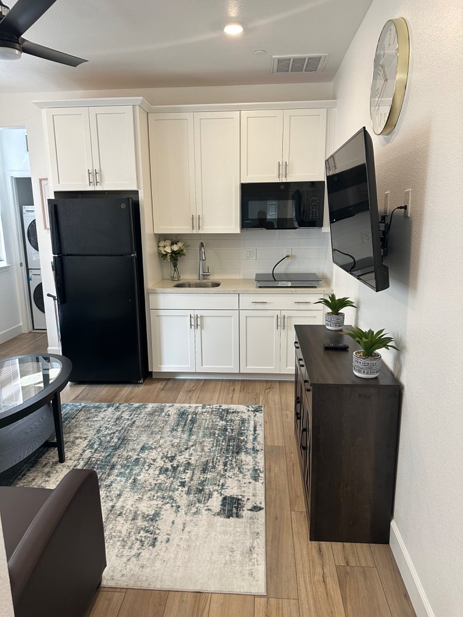 Furnished Finder property 744563_1 photo 6