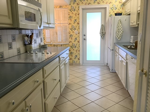 Furnished Finder property 744618_1 photo 7