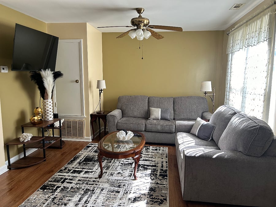 Furnished Finder property 744638_1 photo 3