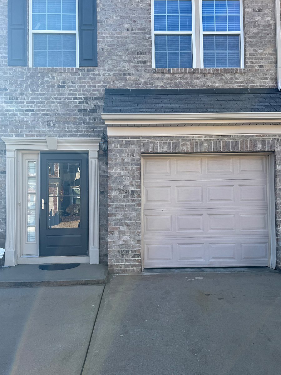 Furnished Finder property 744650_1 photo 2