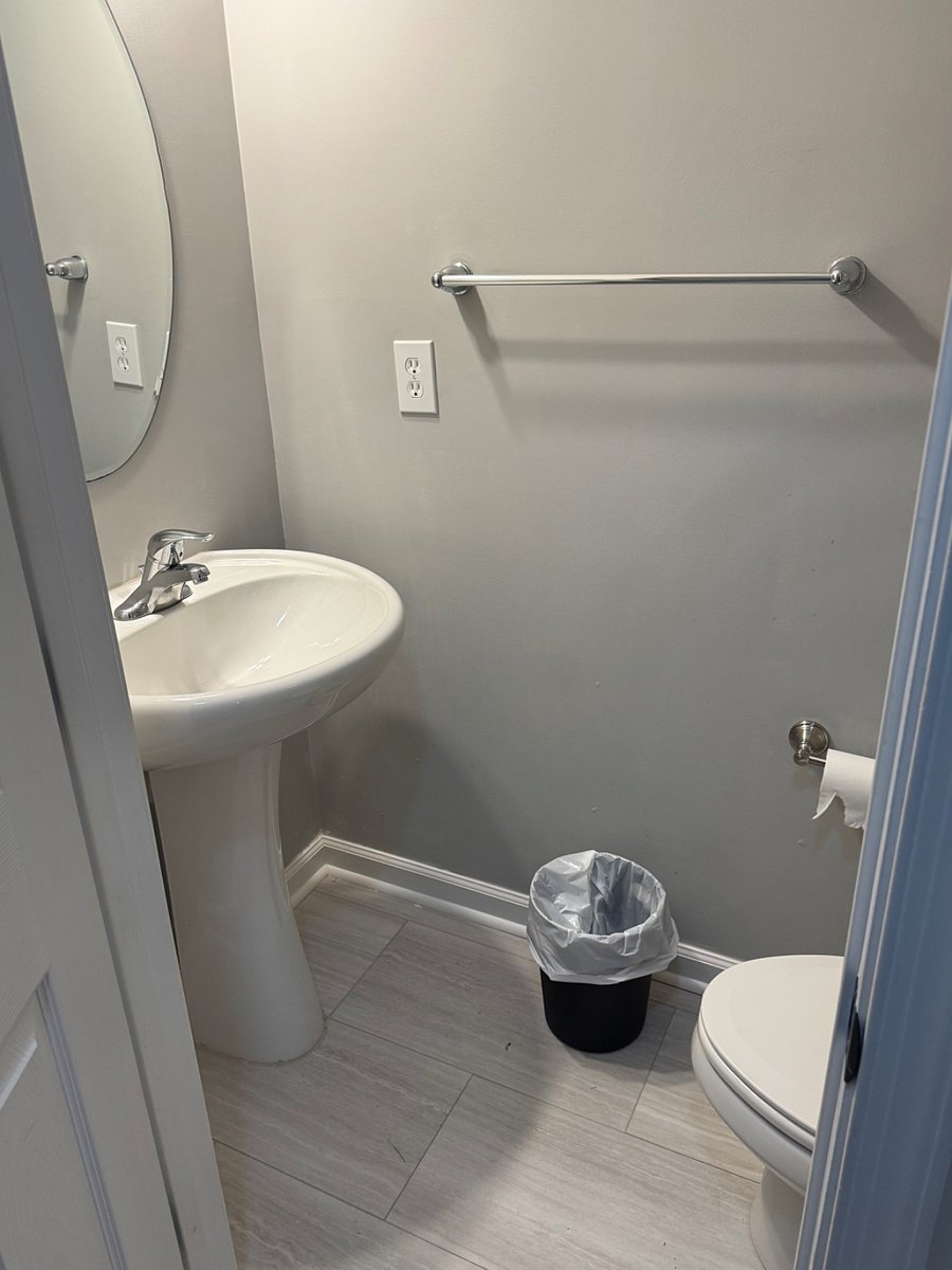 Furnished Finder property 744650_1 photo 11