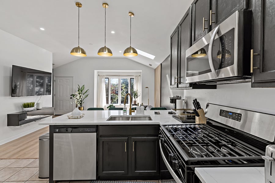Furnished Finder property 744856_1 photo 3