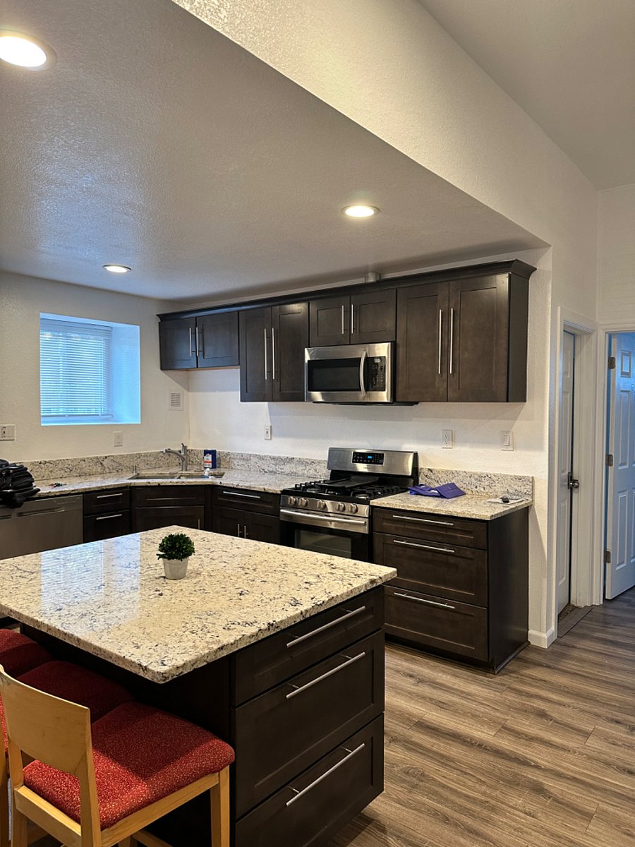 Furnished Finder property 744898_1 photo 8