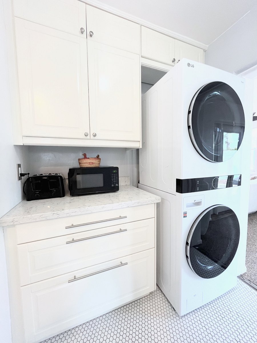 Kitchen Laundry