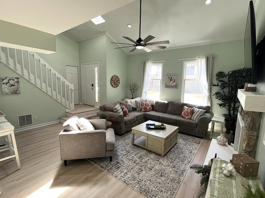 Furnished Finder property 745036_1 photo 3