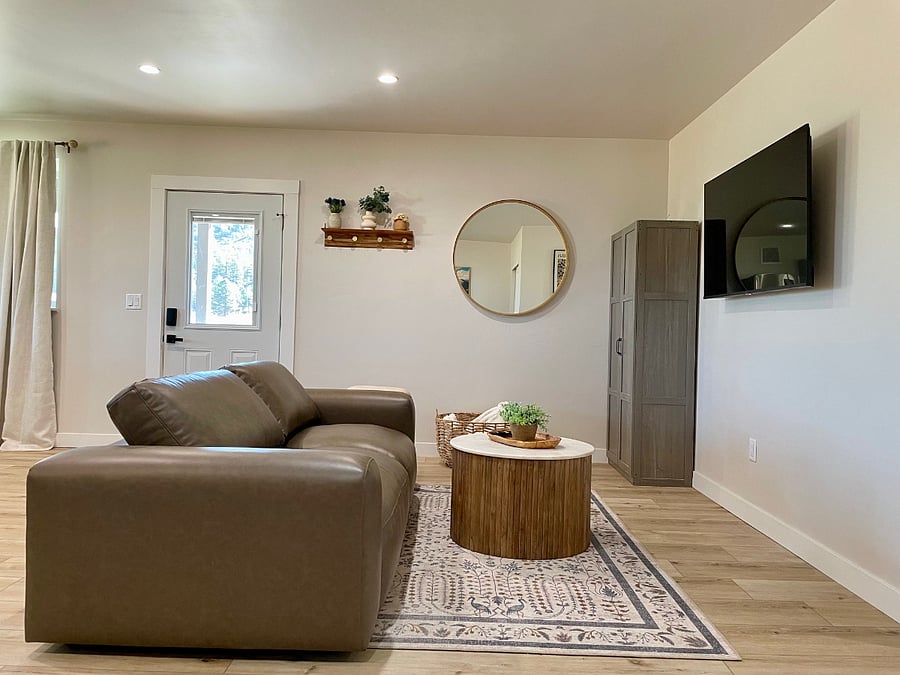 Furnished Finder property 745071_1 photo 3