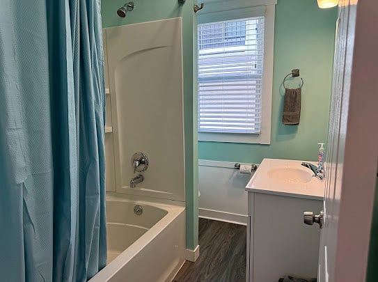 Main Bathroom