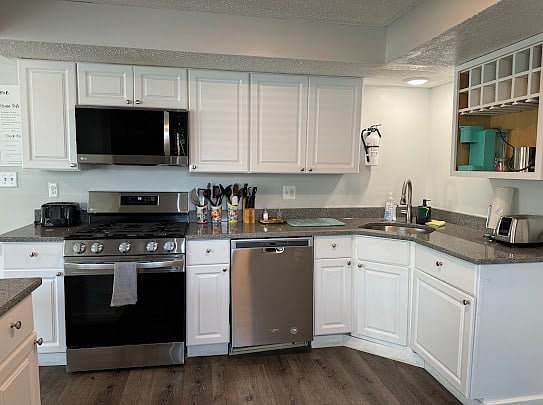 Furnished Finder property 745083_1 photo 7