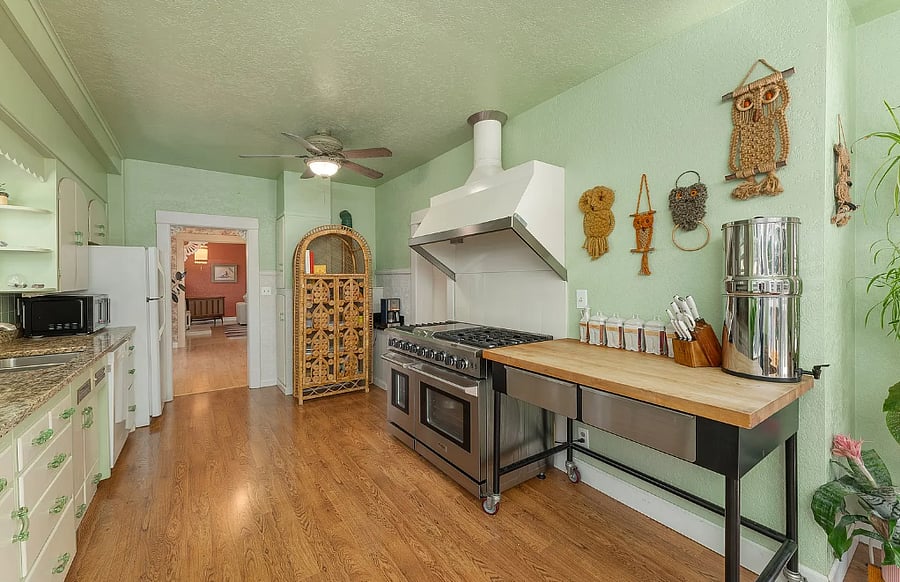 Furnished Finder property 745091_1 photo 6