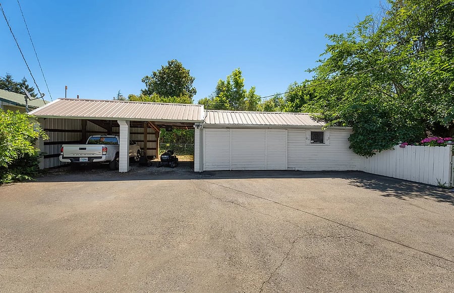 Furnished Finder property 745091_1 photo 20