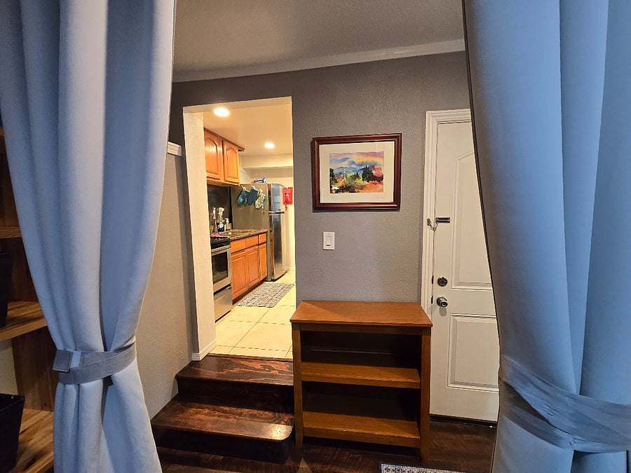 Furnished Finder property 745110_1 photo 4