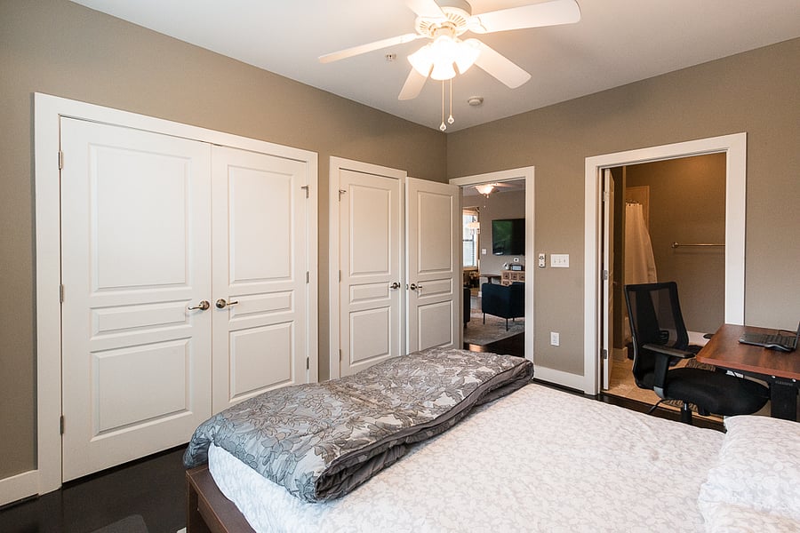 Closets - Bedroom 2