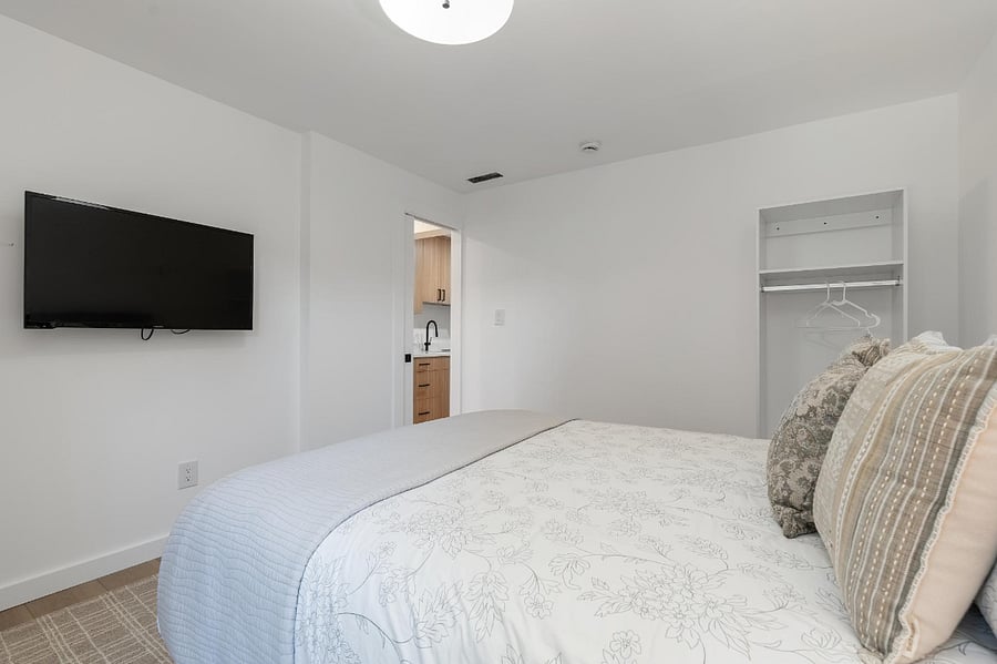 Furnished Finder property 745154_1 photo 12