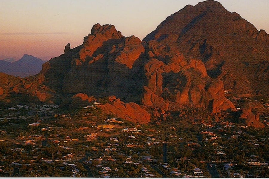 Papago Mountain and Papago park very close.