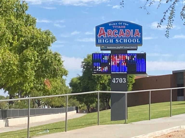 Walking distance to Arcadia High School