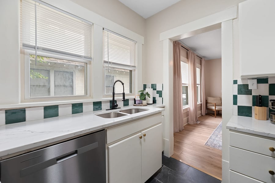 Furnished Finder property 745209_1 photo 12