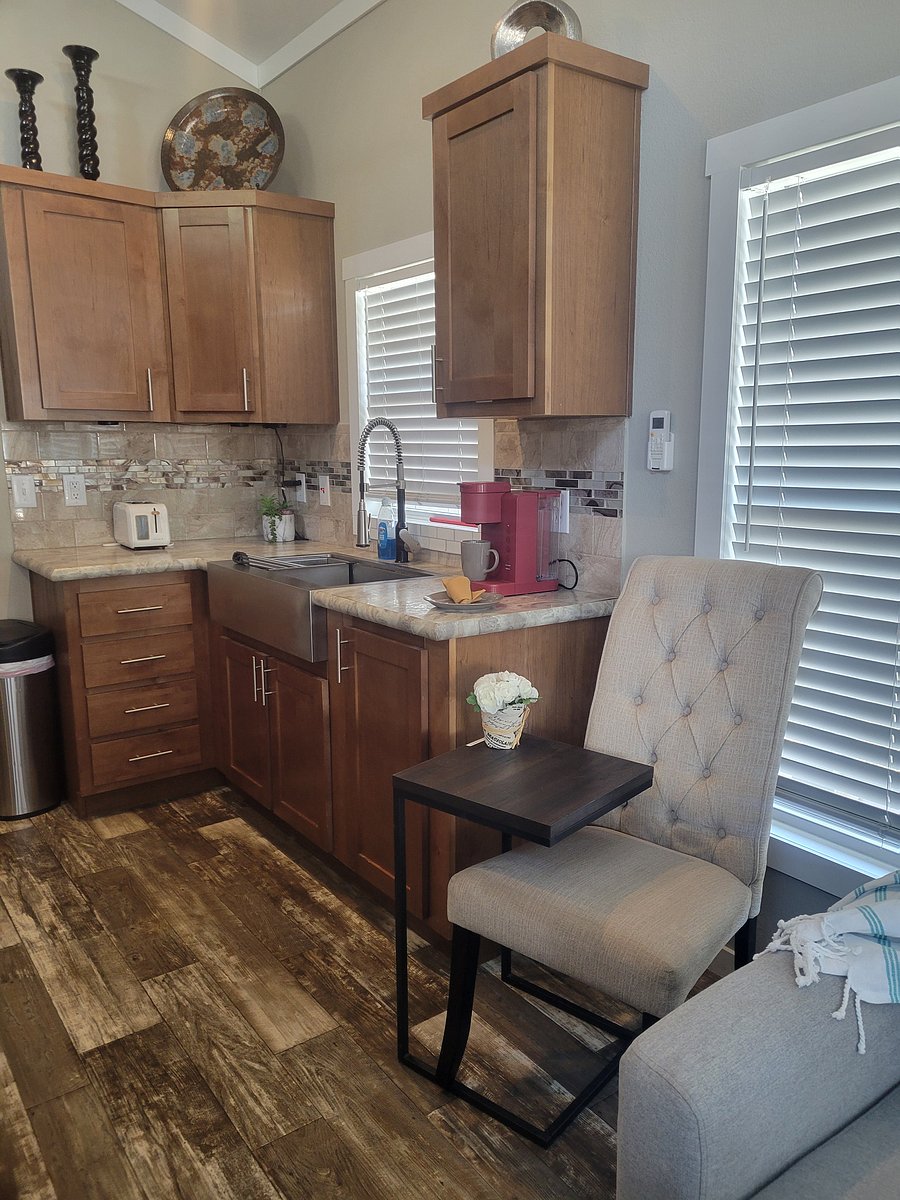 Furnished Finder property 745298_1 photo 24