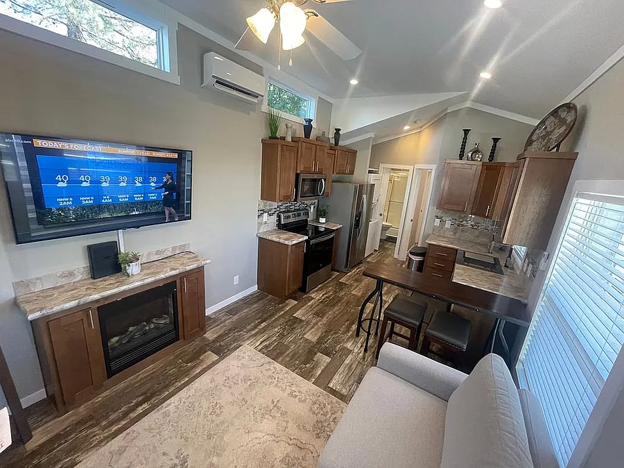 Furnished Finder property 745298_1 photo 1