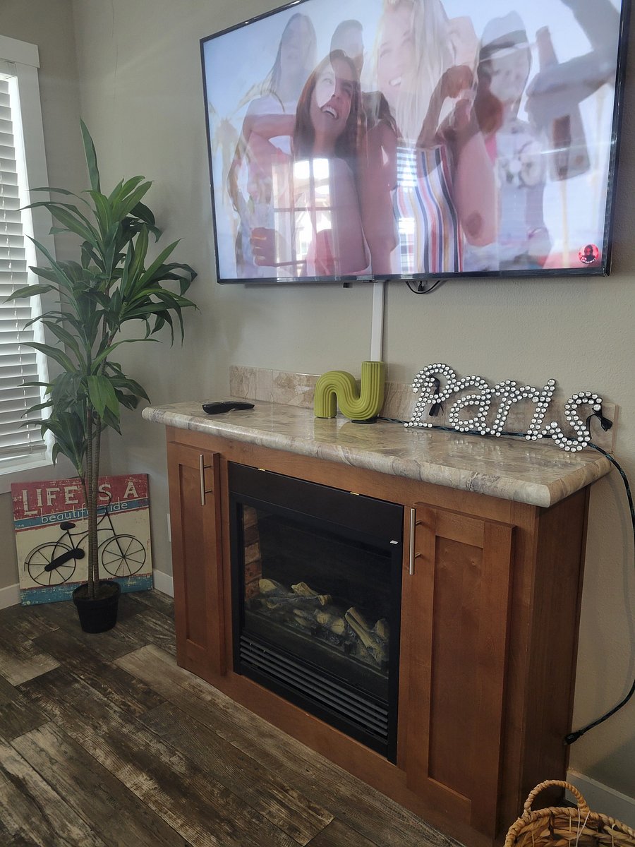 Furnished Finder property 745298_1 photo 1