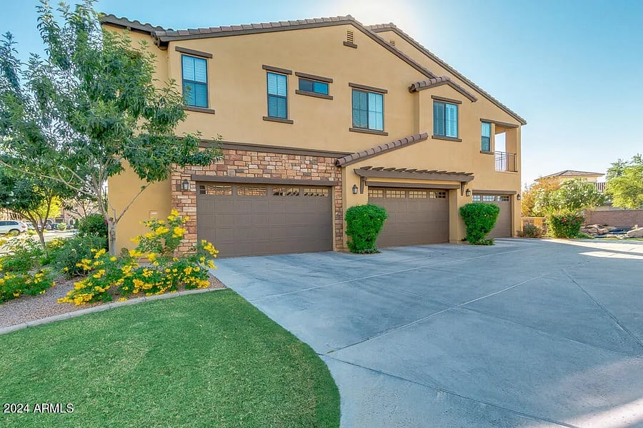 Furnished Finder property 745303_1 photo 2
