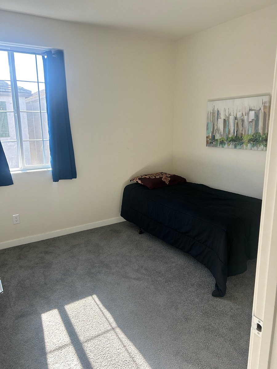 Furnished Finder property 745477_1 photo 18
