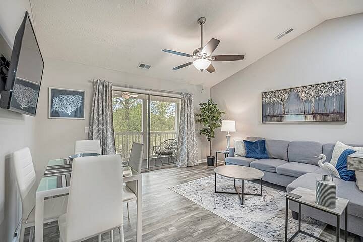 Furnished Finder property 745521_1 photo 3