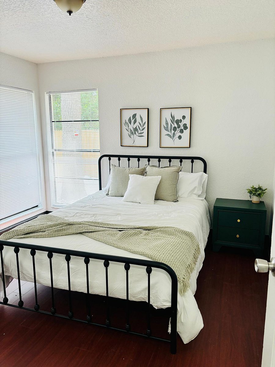 Furnished Finder property 745531_1 photo 16