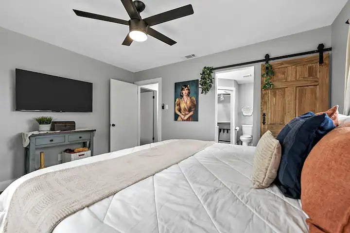 Furnished Finder property 745555_1 photo 18