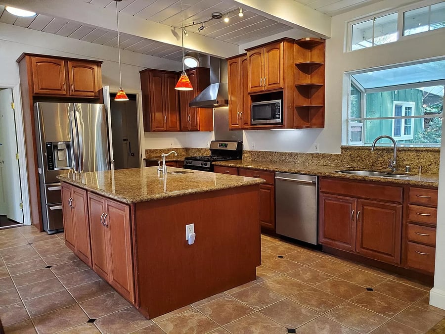 Furnished Finder property 745602_1 photo 11