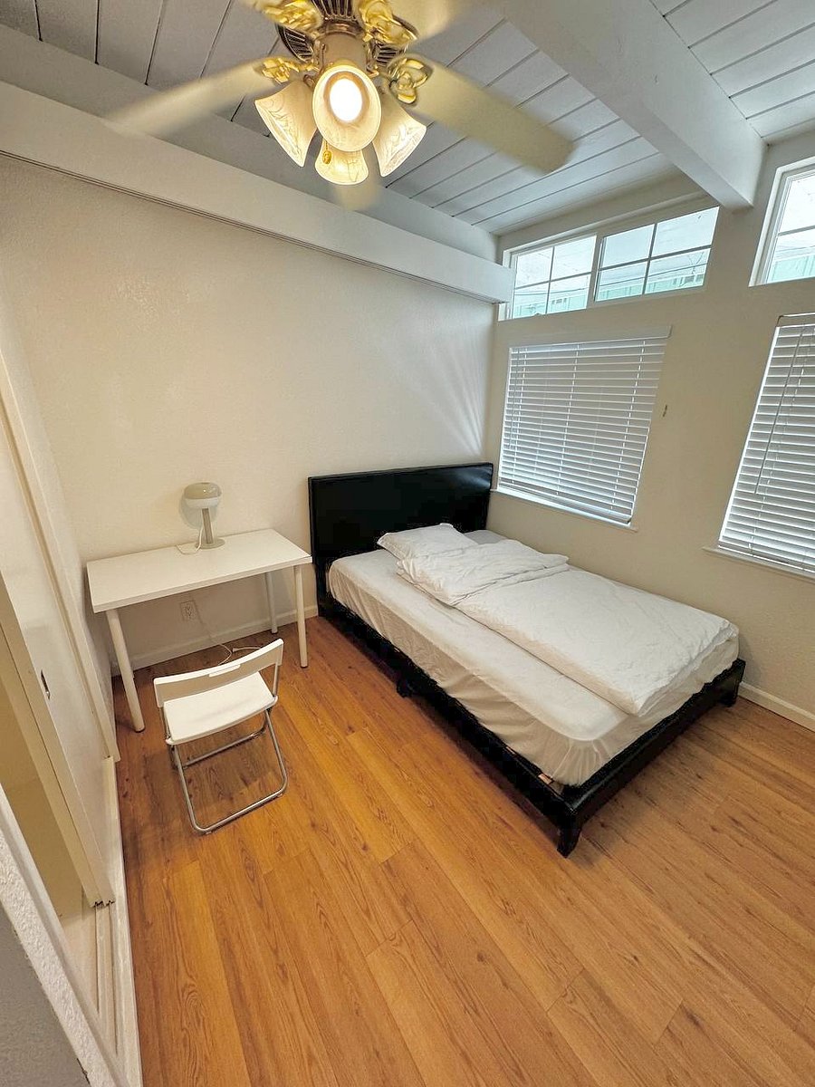 Furnished Finder property 745602_1 photo 8