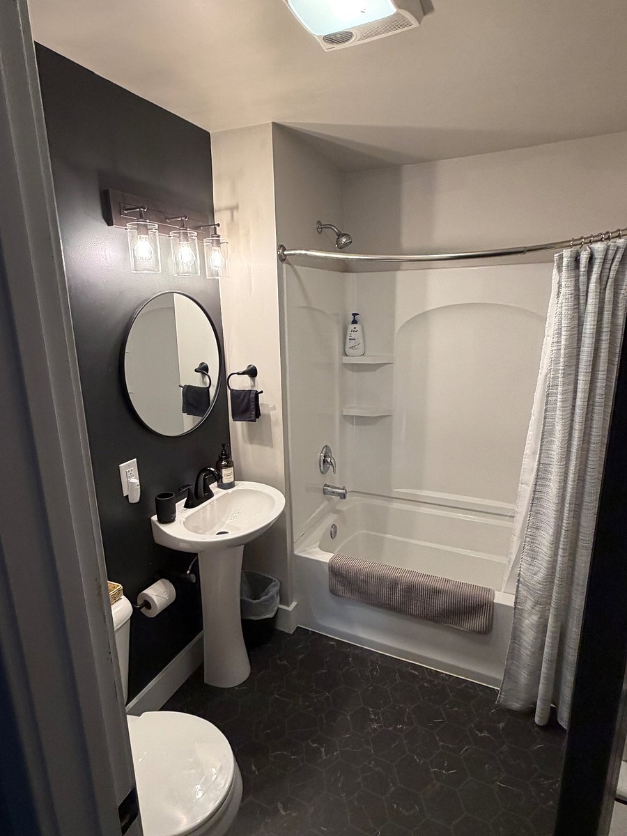 Furnished Finder property 745605_1 photo 16